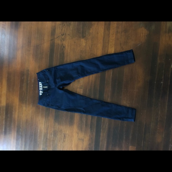 Jeans - Picture 3 of 9